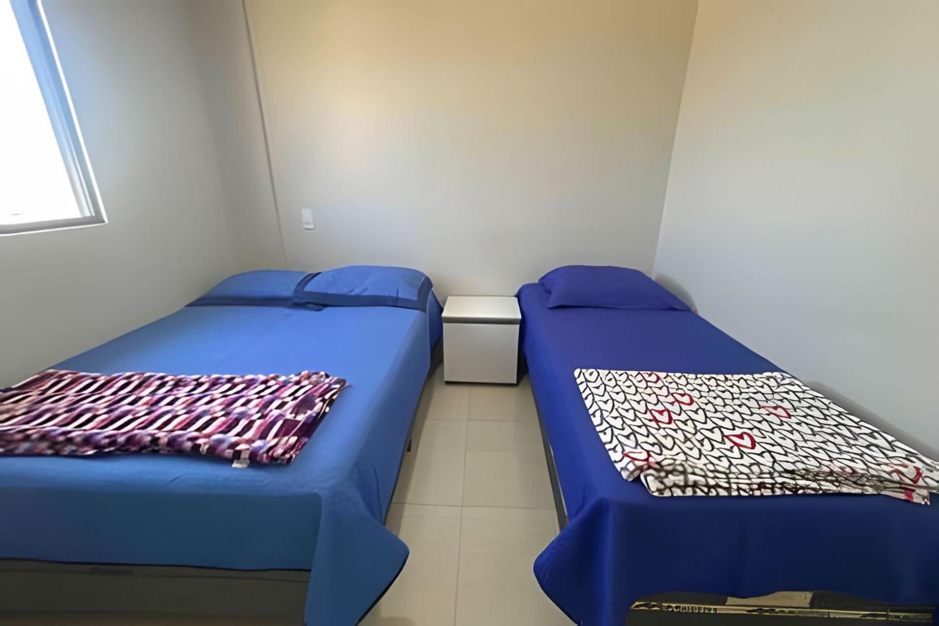 Para 10 Pessoas, 03 Quartos Ar Condicionado E Ventilador, Garagem, Atras Do Hospital Da Unimed Petrolina Eksteriør billede